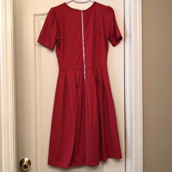 SOLD - LulaRoe Amelia dress size small - Picture 2 of 5